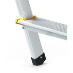 Abbey-Aluminium-Platform-Step-Ladders-close-up-foot