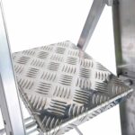Lyte-Class-1-MagnaStep-Aluminium-Platform-Step-Ladders-NESPM-Close-platform
