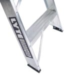 Lyte-Class-1-MagnaStep-Aluminium-Swingback-Step-Ladders-NESSM-Close-Up-feet
