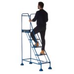 Climb-It-domed-feet-5-steps-AAD05PB-Being-Used